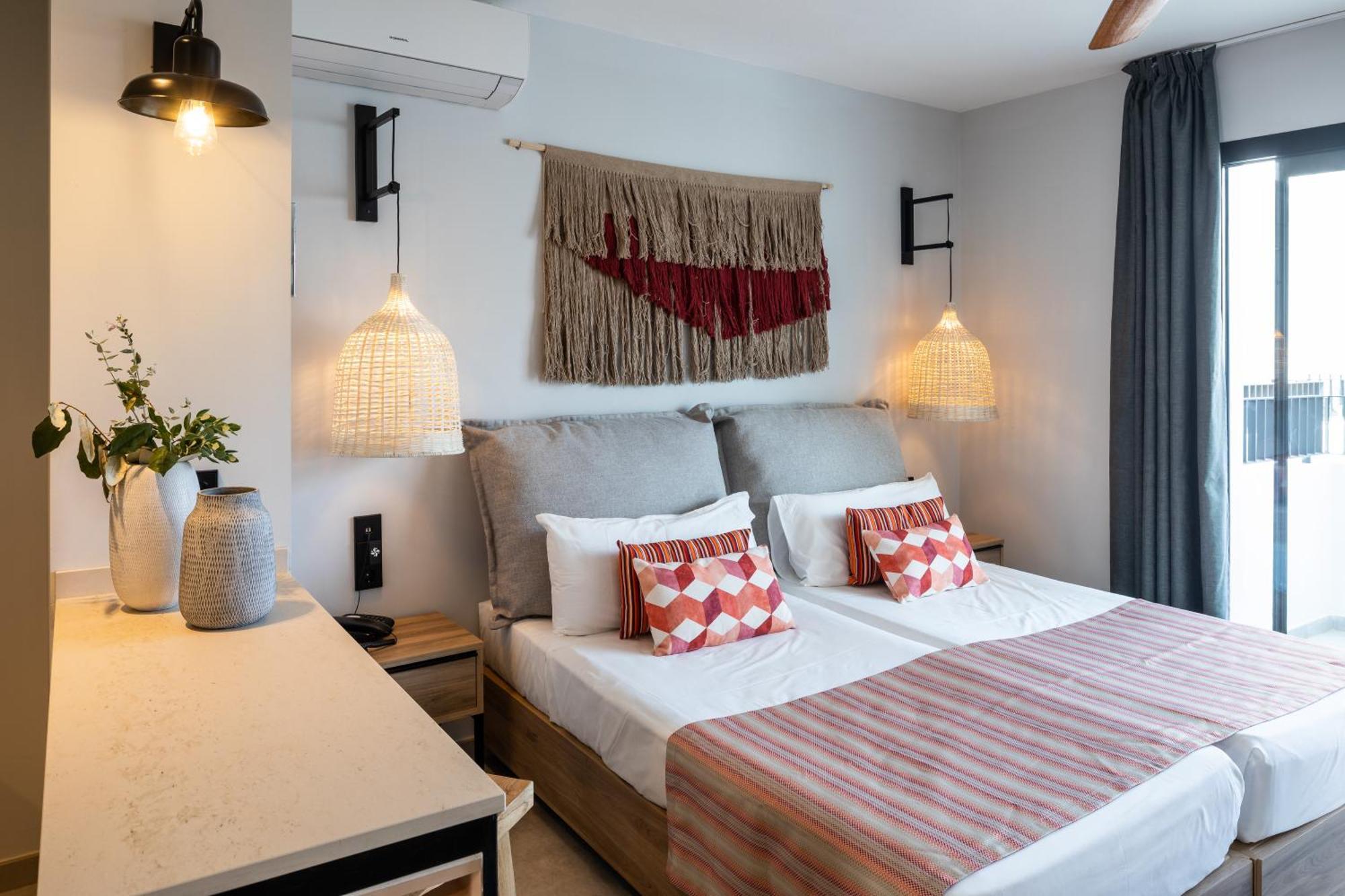 Aparthotel Casita Blanca - Adults Only San Antonio  Bagian luar foto