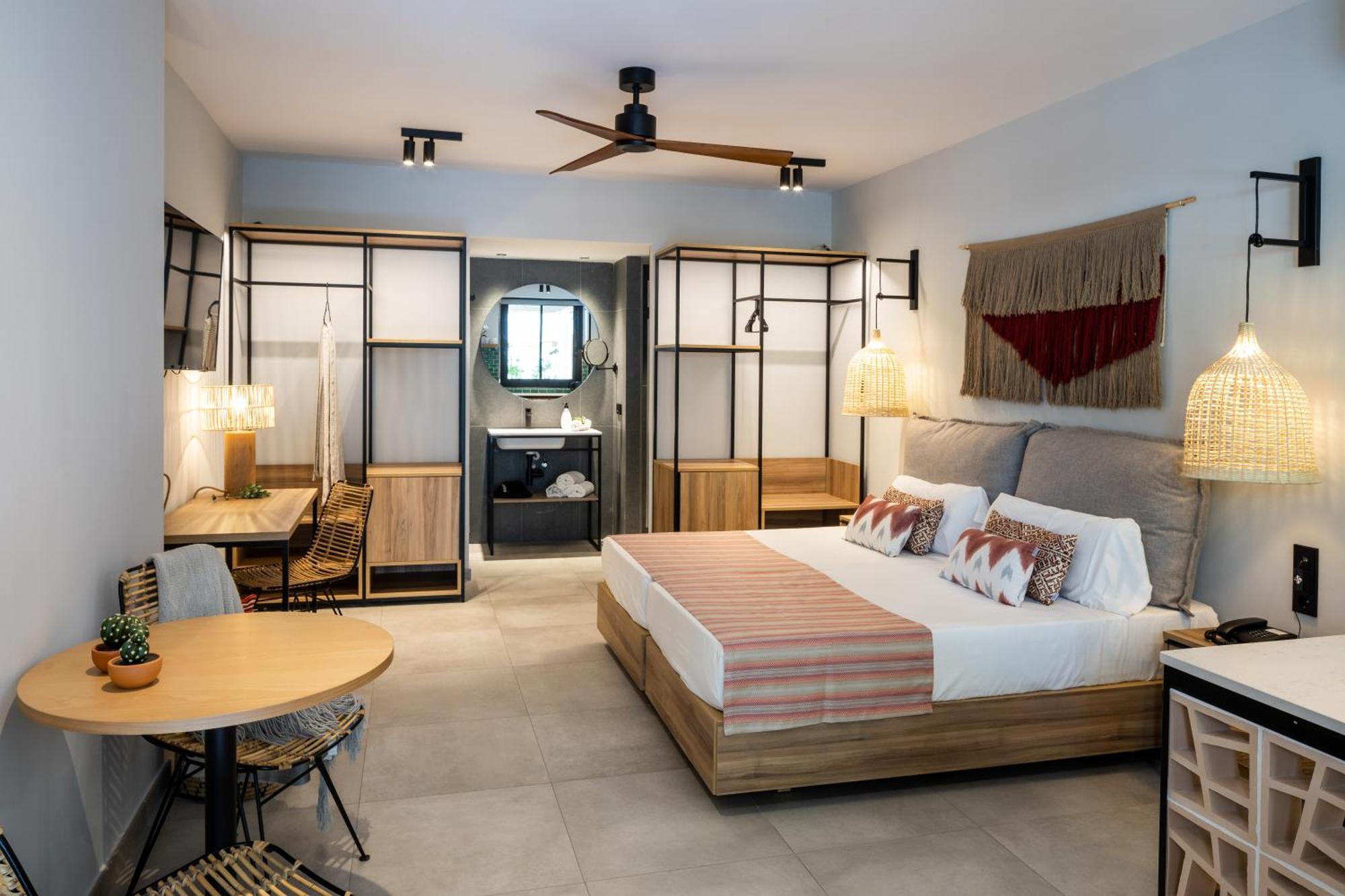 Aparthotel Casita Blanca - Adults Only San Antonio  Bagian luar foto