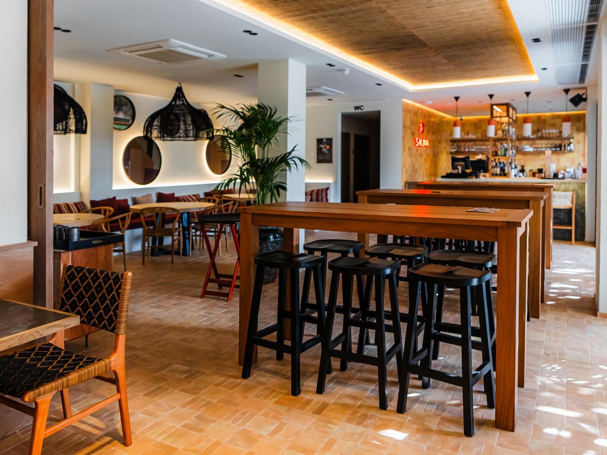 Aparthotel Casita Blanca - Adults Only San Antonio  Bagian luar foto